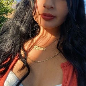 Meet your Posher, Lupe